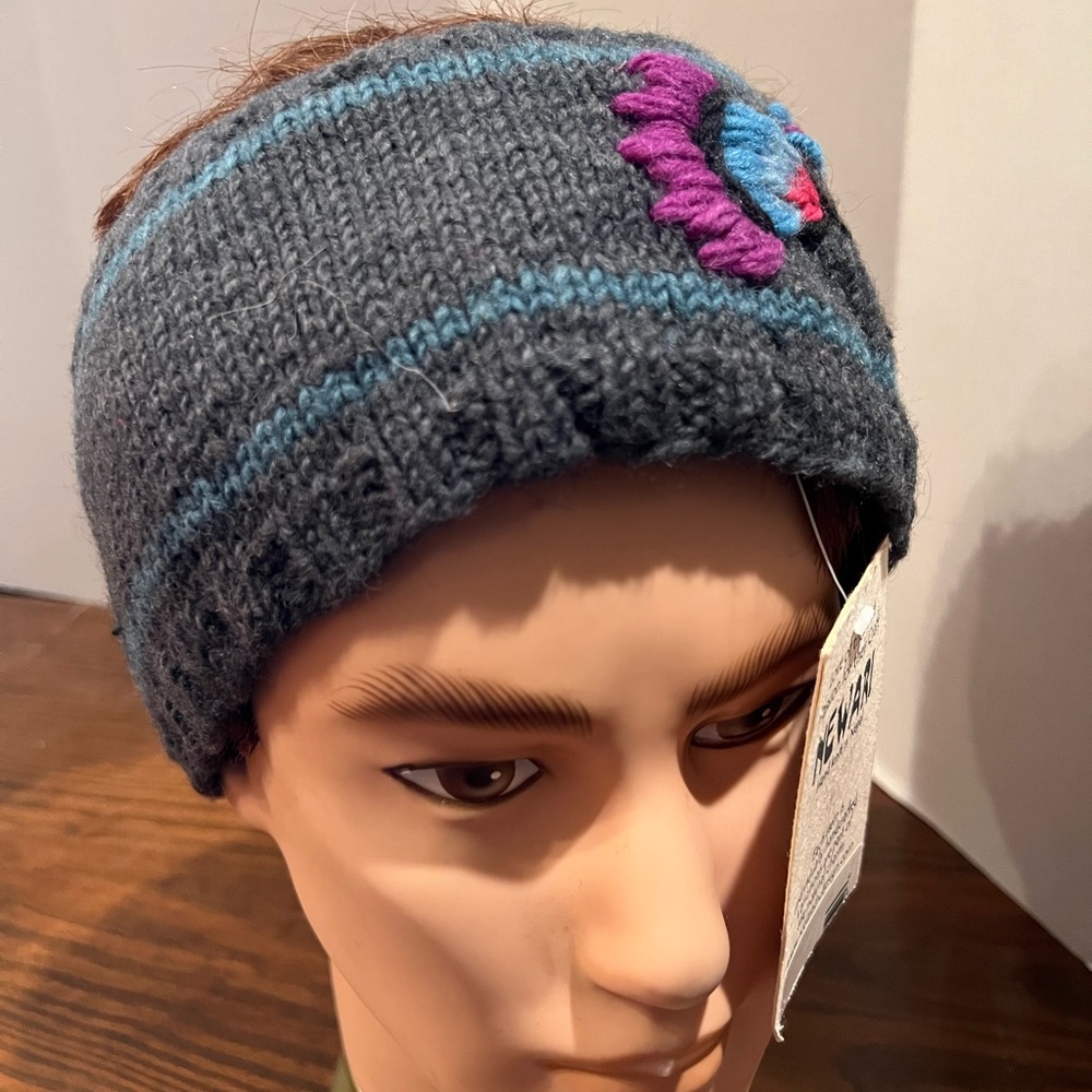 NWT Handknot NEWARI Headband Ear Warmer Band